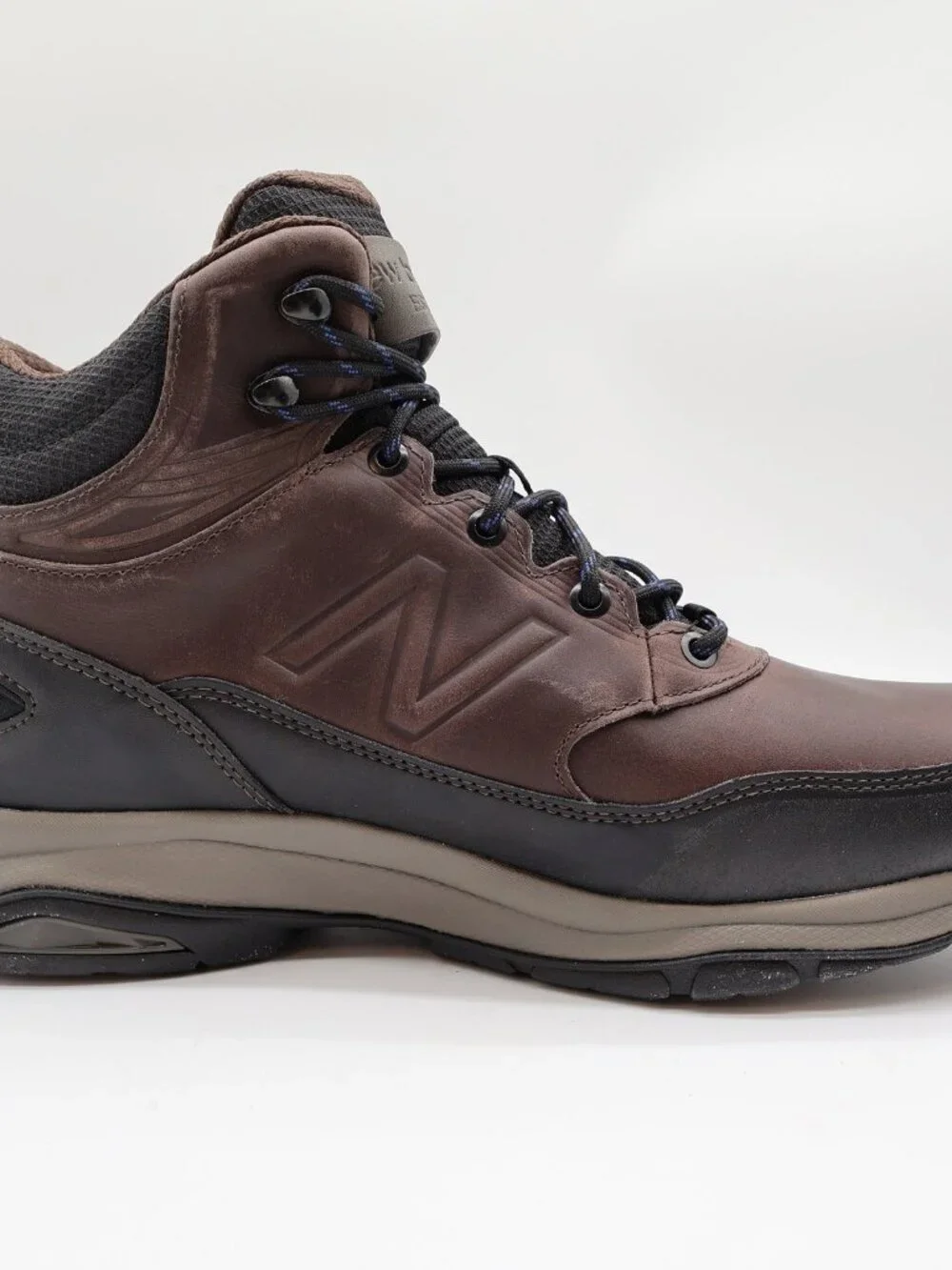 New Balance MW1400DB Men's 11 4E Waterproof Brown Leather Hiking Boots